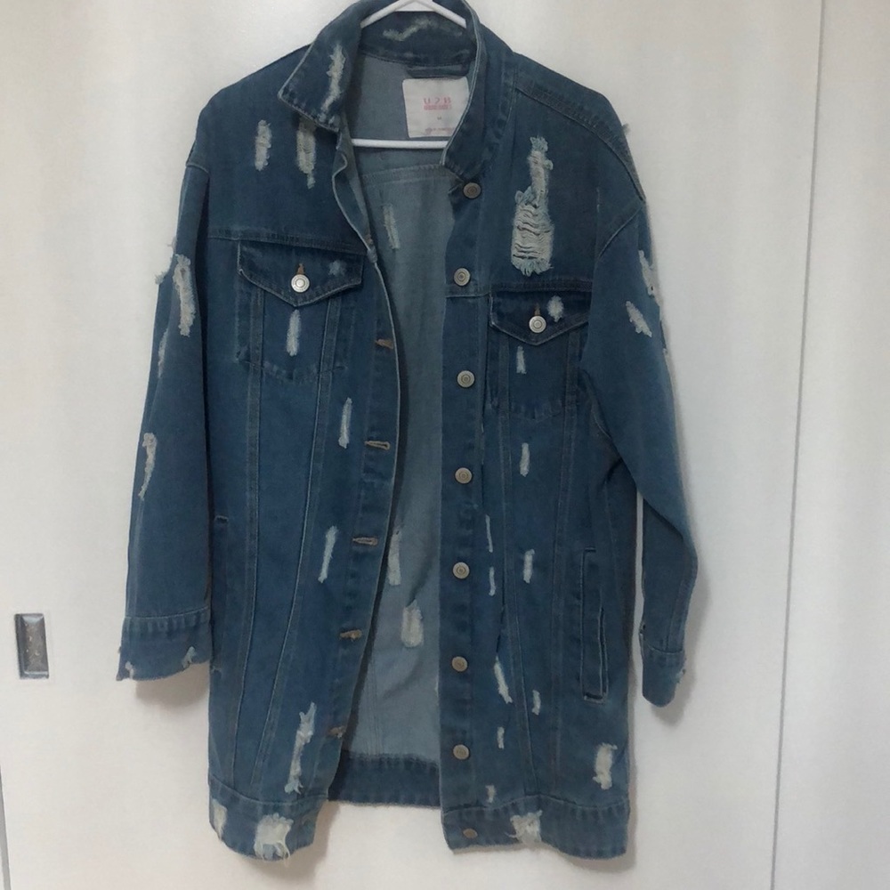 Distressed Denim Jacket 🧥
